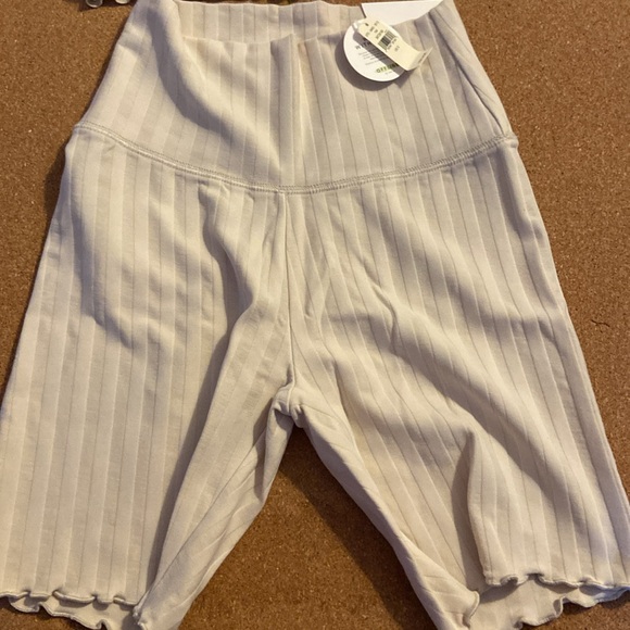 Active set - Picture 2 of 4